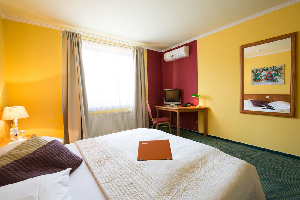Toskana Hotel 3*